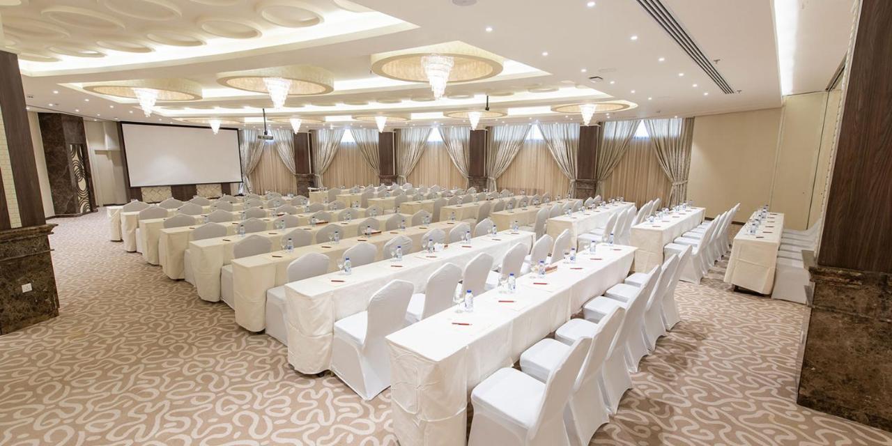Crowne Plaza Riyadh Palace By Ihg Exterior foto