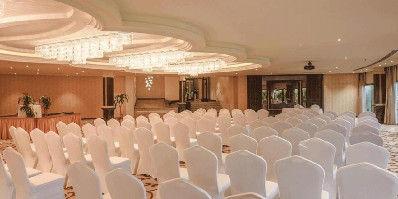 Crowne Plaza Riyadh Palace By Ihg Exterior foto